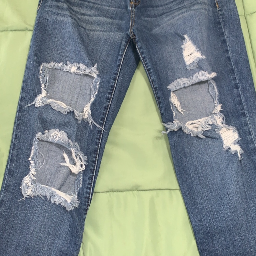 Sneak Peek Boyfriend Jeans - Picture 4 of 7